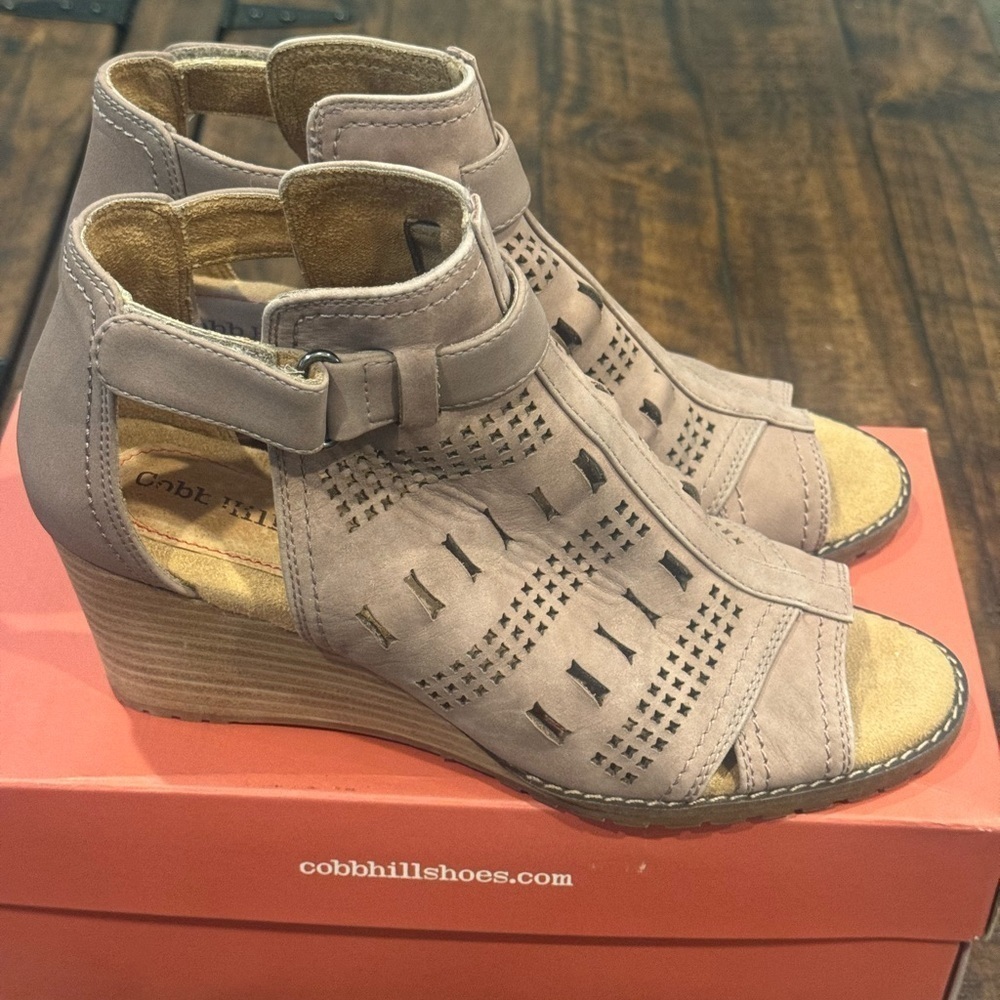 Cobb Hill Lucinda Perforated Bootie